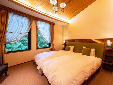 TOP FLOOR